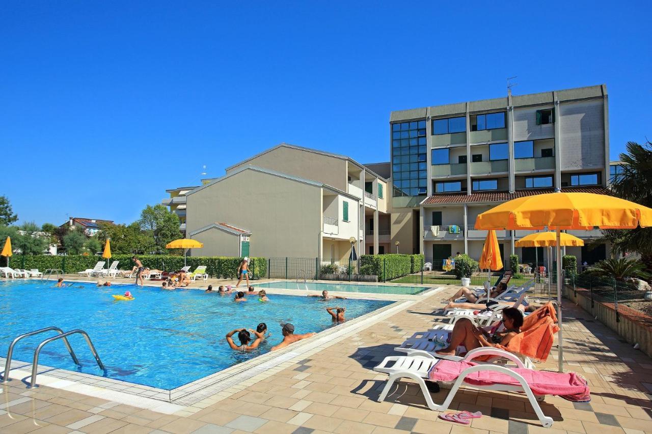 Villaggio Luna Due Caorle Exteriör bild