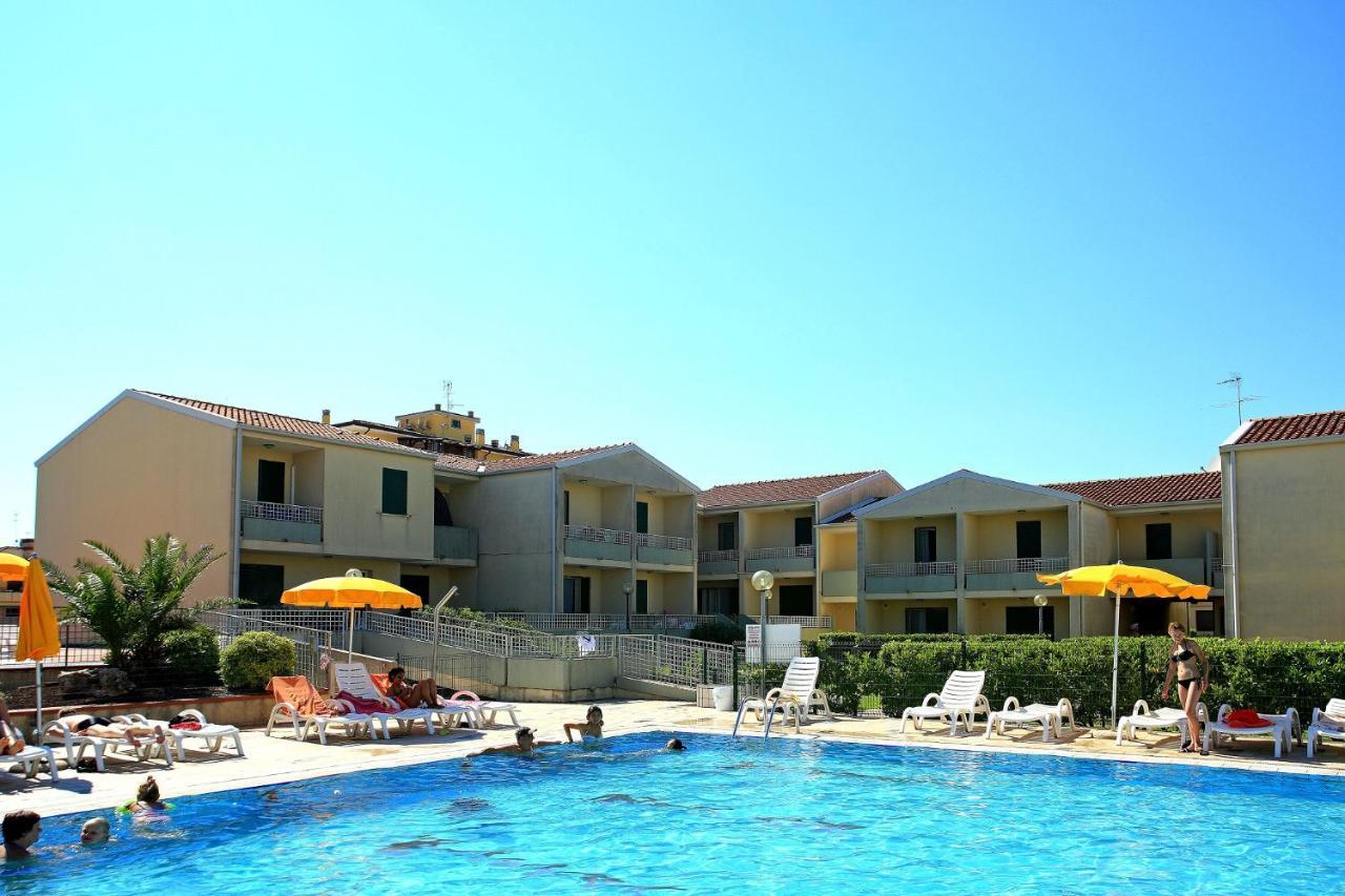 Villaggio Luna Due Caorle Exteriör bild