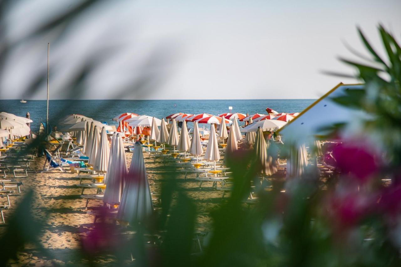 Villaggio Luna Due Caorle Exteriör bild