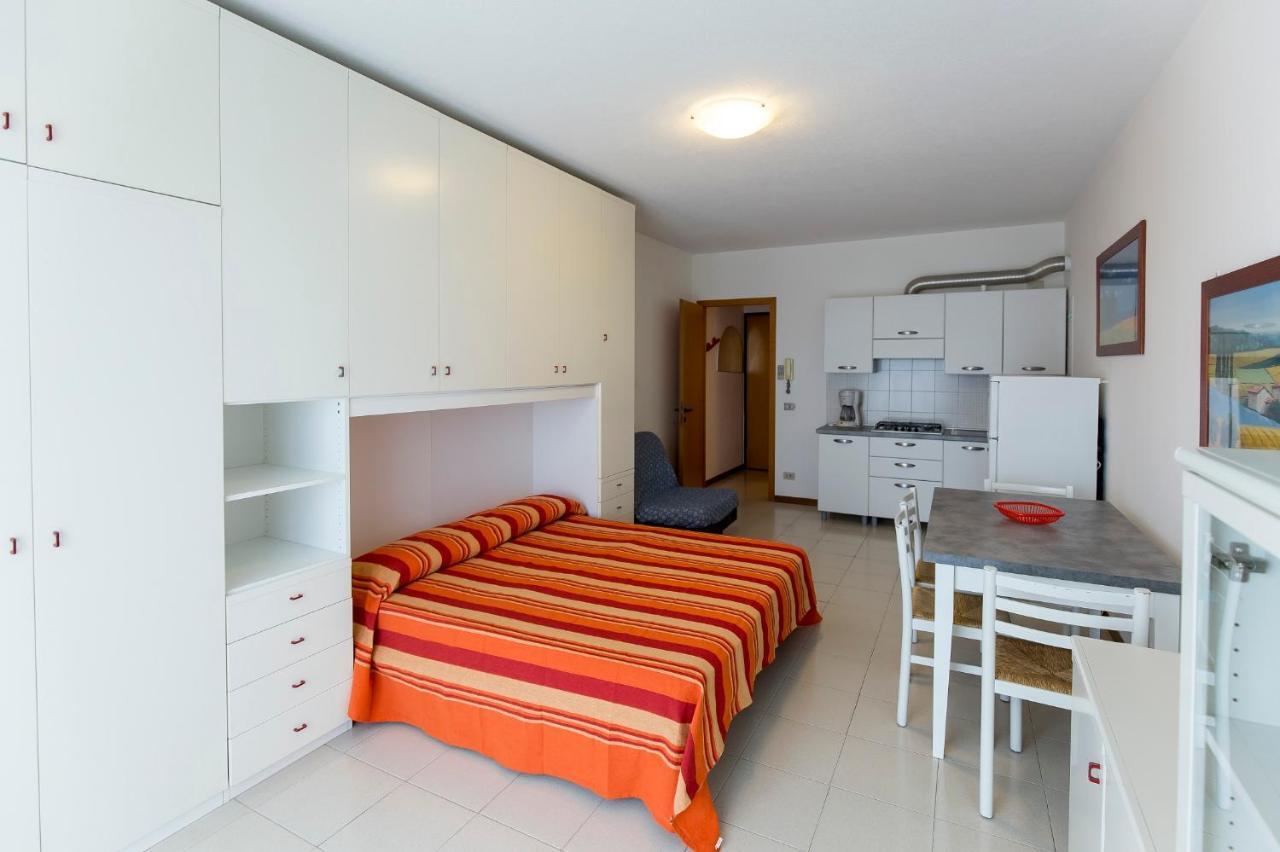 Villaggio Luna Due Caorle Exteriör bild