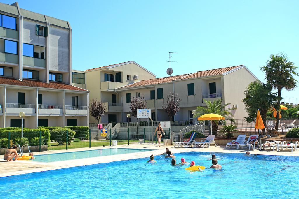 Villaggio Luna Due Caorle Exteriör bild